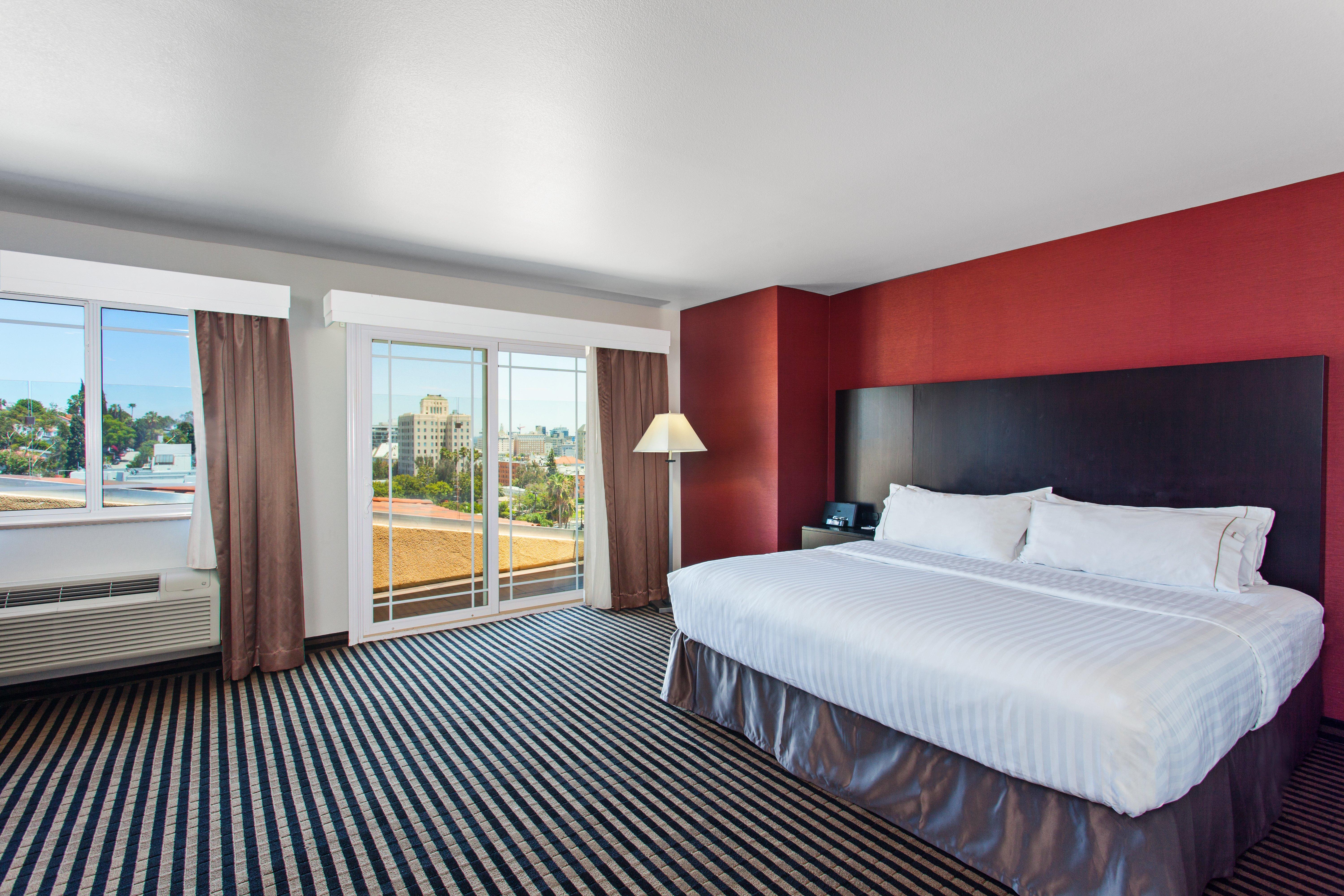 Hotel Express Hollywood Walk Of Fame By Ihg